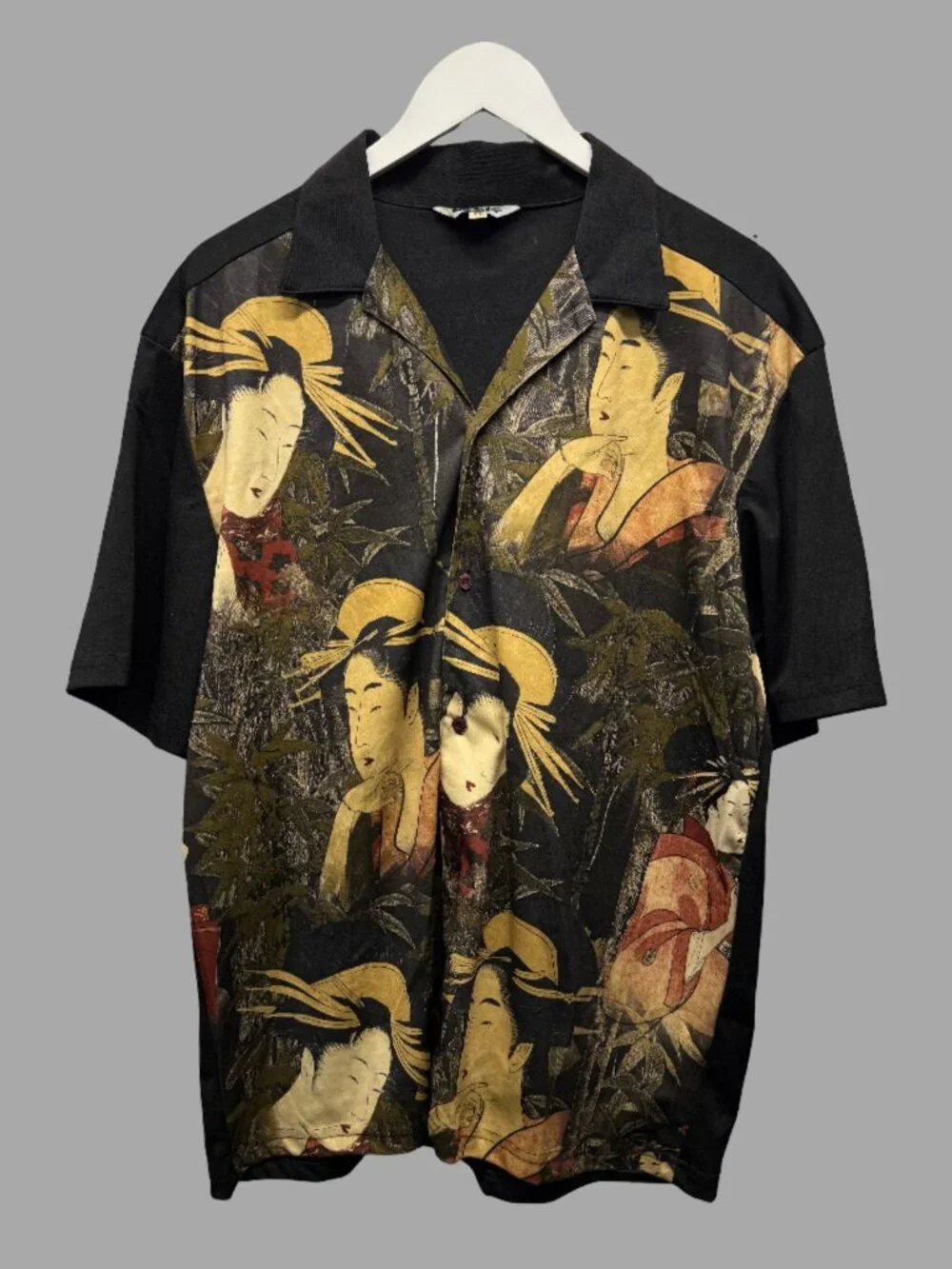 Vintage Y2K Japanese Geisha Art Print Short Sleeve Button Up Shirt